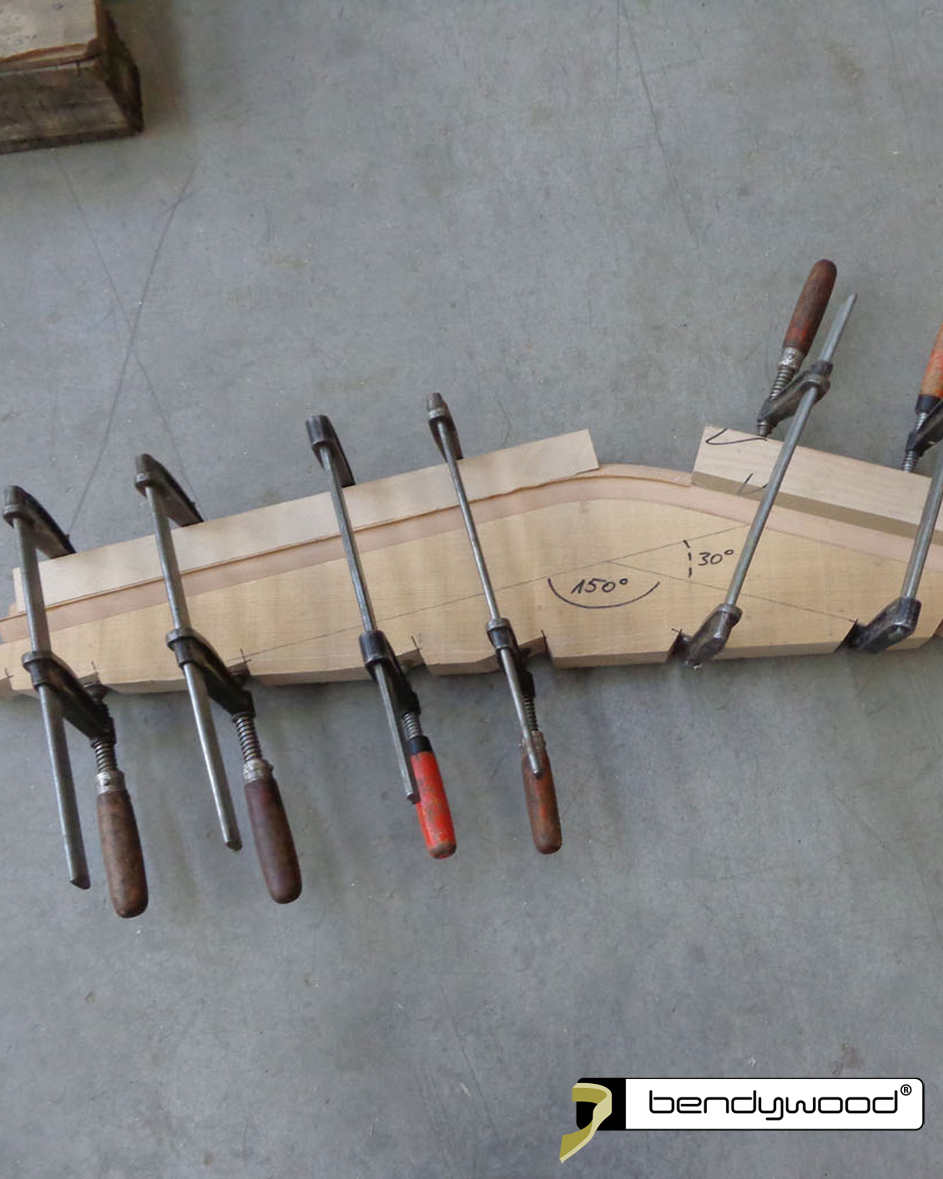 Dima per piegare un corrimano Bendywood® ø60 mm per transizioni pianerottolo